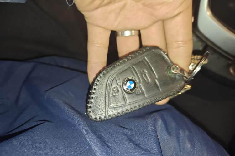 Used BMW X5 2017 xDrive28i Vehicle Key