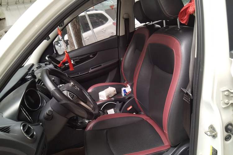 Used HYOSOW S3 2015 1.8L Prestige Version China V Emission Standard