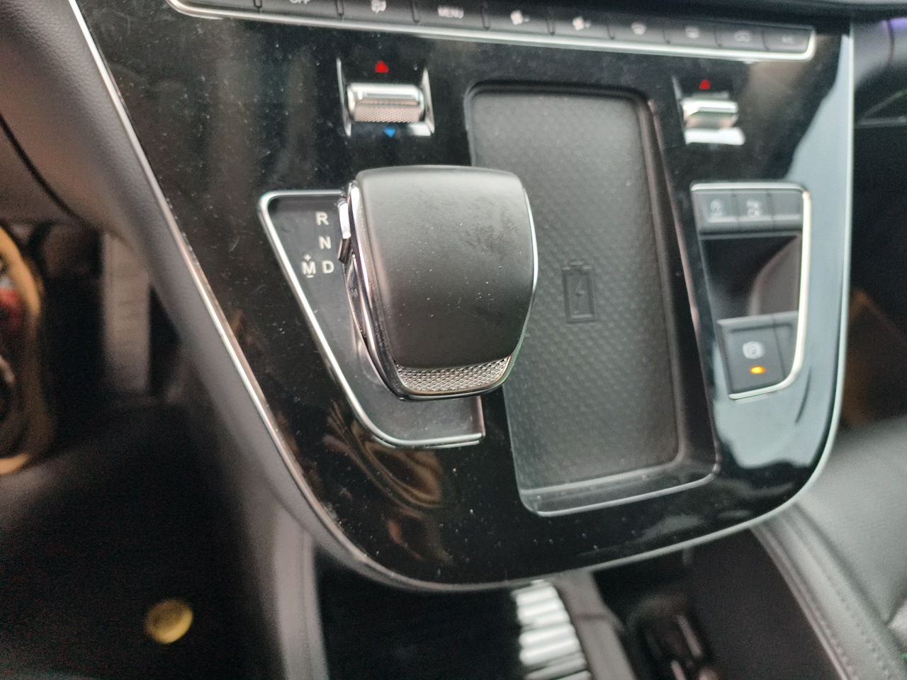 Hongqi HQ9 2023 2.0T Smart Connect Flagship Edition - Chinese Trim Xiang — снимка 14