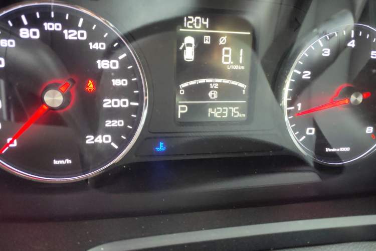 Used Roewe RX5 2019 20T Two-Wheel Drive Automatic 4G Connected Platinum Edition
