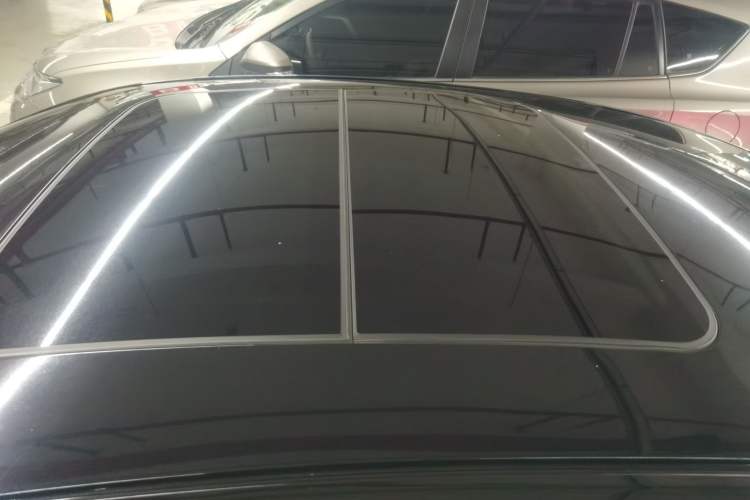 Used Cadillac XTS 2017 28T Elite Model Roof