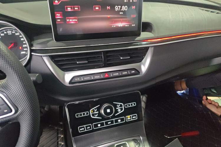 Used Hongqi H5 2020 1.8T Automatic ZhiLian QiYun Edition
