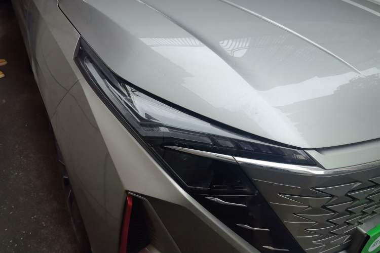 Used Oshan Z6 2023 Blue Whale 1.5T DCT Smart-Led City Edition