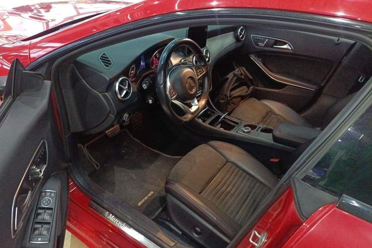 Used Mercedes-Benz CLA 2017 CLA 220 4MATIC
