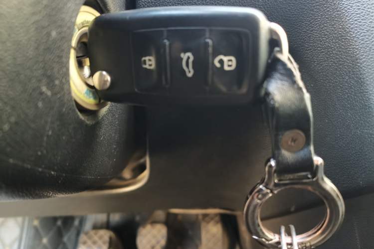 Used Volkswagen Jetta 2017 1.4L Manual Fashion Edition Vehicle Key