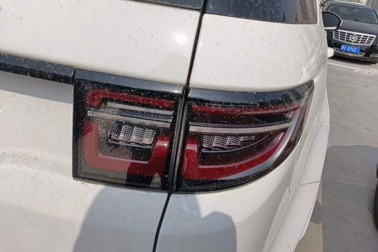 Used Land Rover Discovery Sport 2022 249 PS R-Dynamic S Performance Edition 5 Seats
