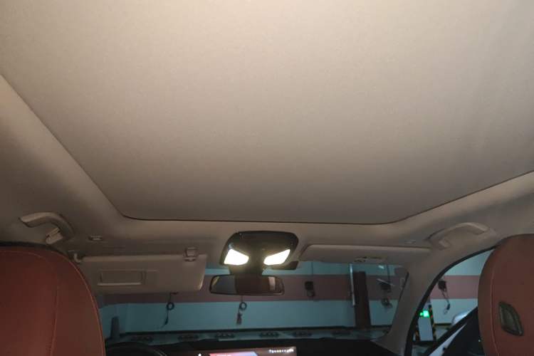 Used BMW i3 2022 eDrive 35 L Headliner