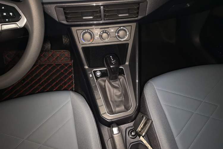 Used Volkswagen Lavida 2023 New Sharp 1.5L Automatic New Wish Edition