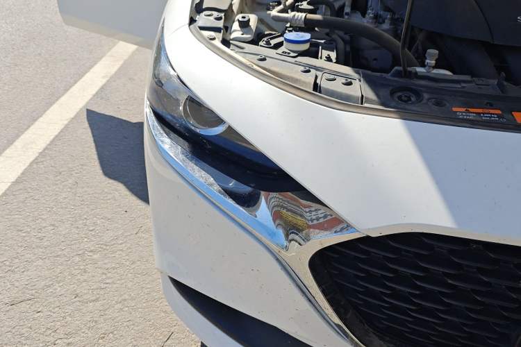 Used Mazda 3 Axela 2022 2.0L Automatic Zhiqing Edition Right Front Headlight