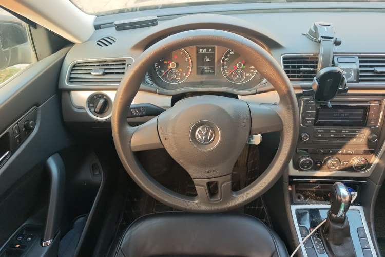 Used Volkswagen Passat 2014 1.4TSI DSG Prestige Edition