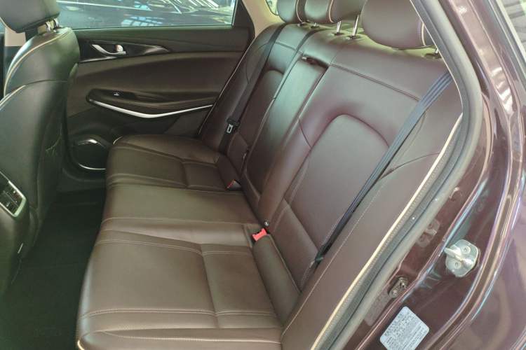 Used Changan Raeton CC 2018 1.5T Manual Luxury Model China V Standard
