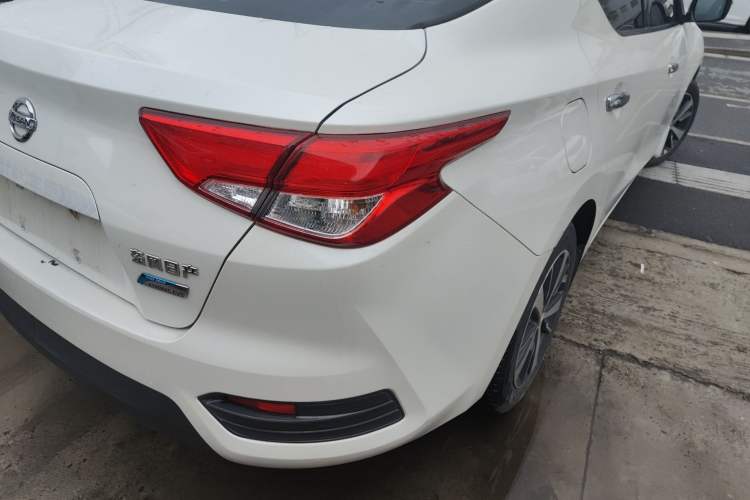 Used Nissan Lannia 2016 1.6L CVT Cool Edition