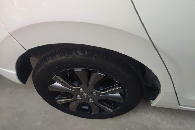 Used Honda Fit 2022 1.5L CVT Trendy Sunroof Edition Right Rear Wheel Hub