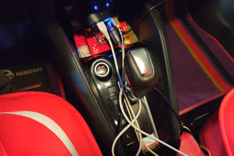 Used Nissan Kicks 2018 1.5L CVT Smart Connect Luxury Edition
