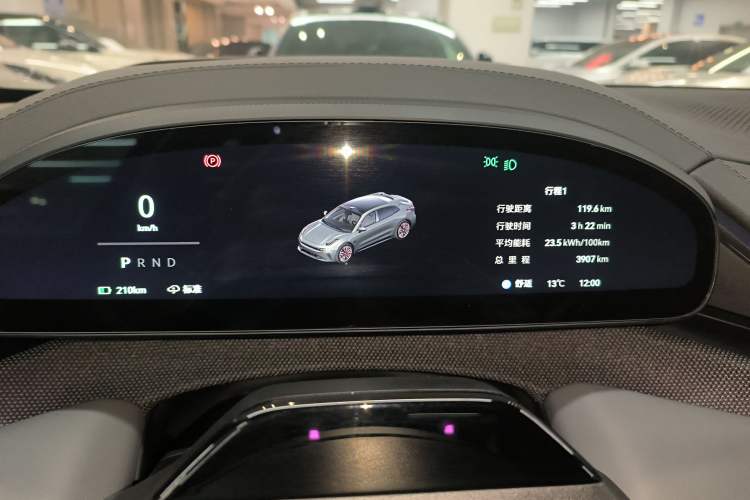 Used Zeekr 001 2025 YOU Edition 100 kWh All-Wheel Drive
