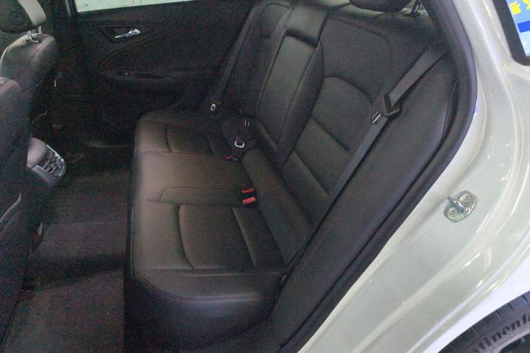 Used Chevrolet Malibu XL 2022 Redline 550T Automatic Sport Edition Left Rear Seat