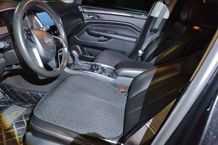 Used Cadillac SRX 2014 3.0L Comfort Model Left Front Seat