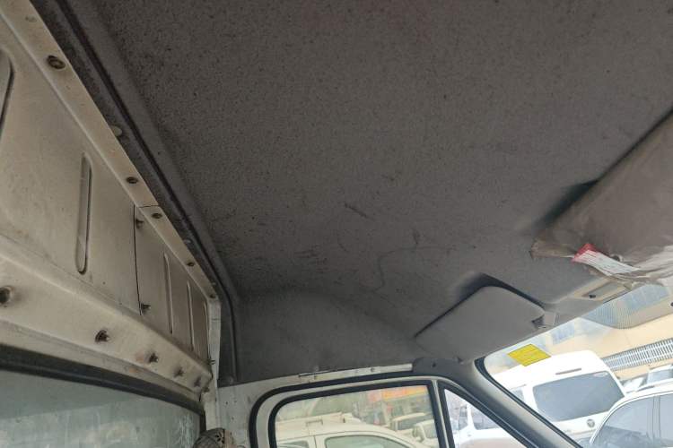 Used JMC Transit 2019 2.8T Commercial Version Short Wheelbase Mid-Roof 3-Seater China VI Standard JX493