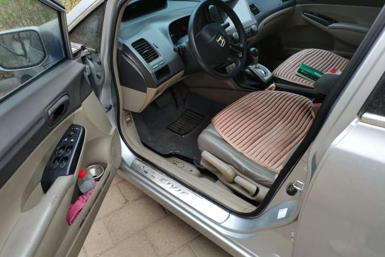 Used Honda Civic 2009 1.8L Automatic Classic Edition Driver Seat