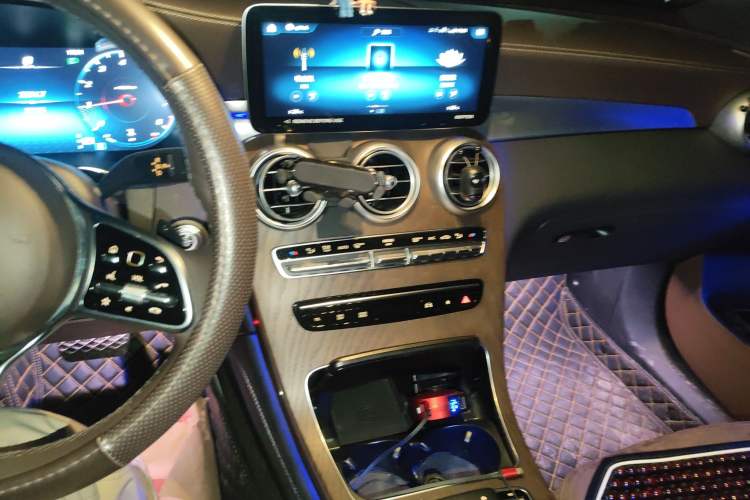 Used Mercedes-Benz GLC 2022 Second Facelift GLC 260 L 4MATIC Luxury Edition