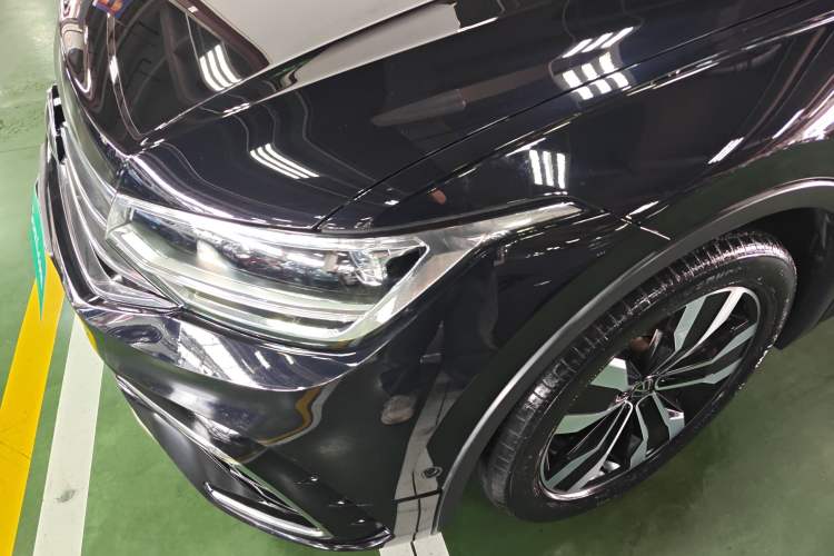 Used Volkswagen Tiguan L 2023 330TSI Automatic Two-Wheel Drive R-Line Enjoyment Edition
