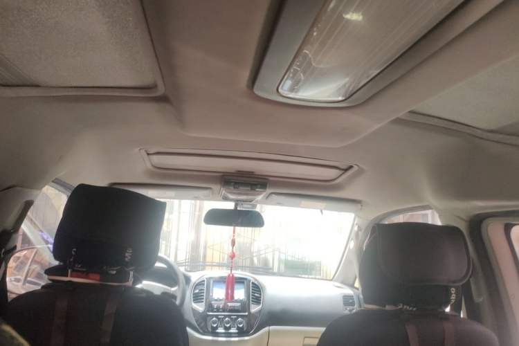 Used FORTHING Lingzhi 2016 M3 1.6L 7-Seater Luxury Model China V Standard