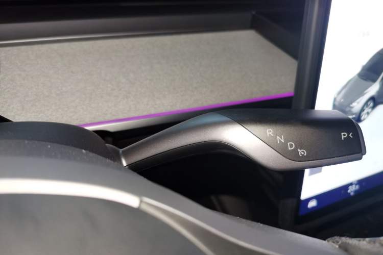 Used Tesla Model Y 2023 Rear-Wheel-Drive Version Gear Lever