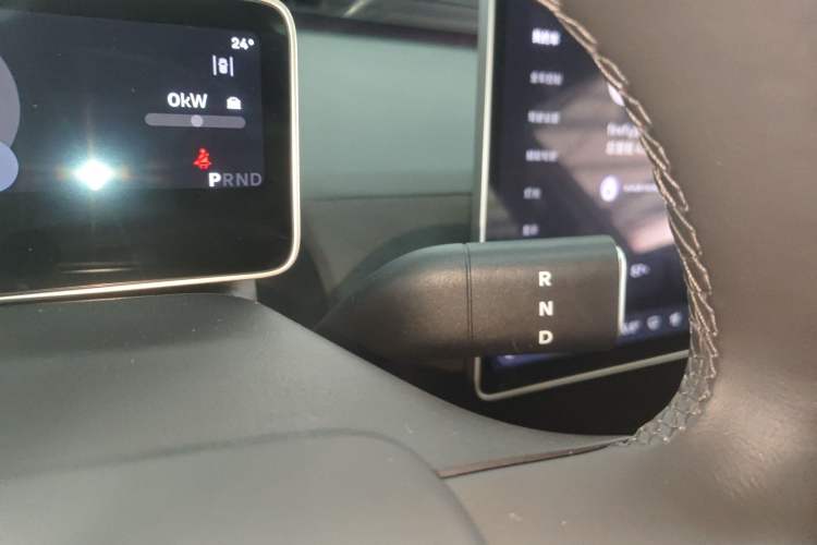 Used firefly 2025 Illuminated Edition
