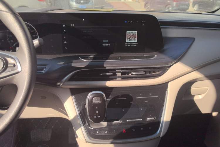 Used Buick GL8 2022 ES Landtrek 653T Comfort Edition