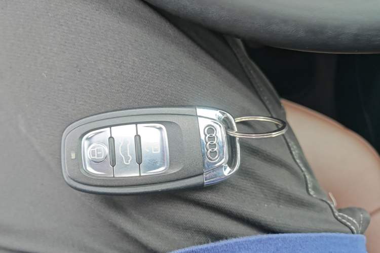 Used Audi A4L 2016 35 TFSI Collection Edition S line Comfort Model
