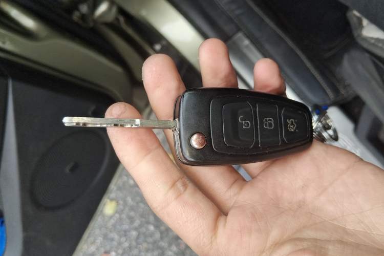 Used Ford Kuga 2015 1.5L GTDi Two-Wheel Drive Fashion Edition
