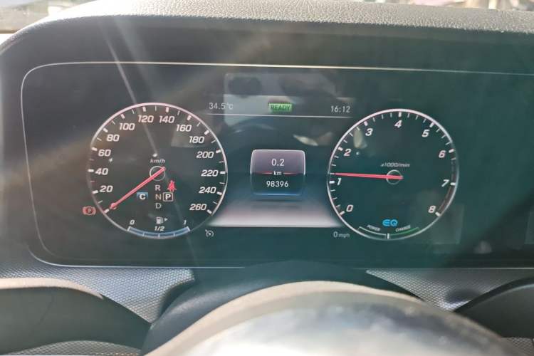 Used Mercedes-Benz E-Class 2019 E 260 Sport Edition 4MATIC
