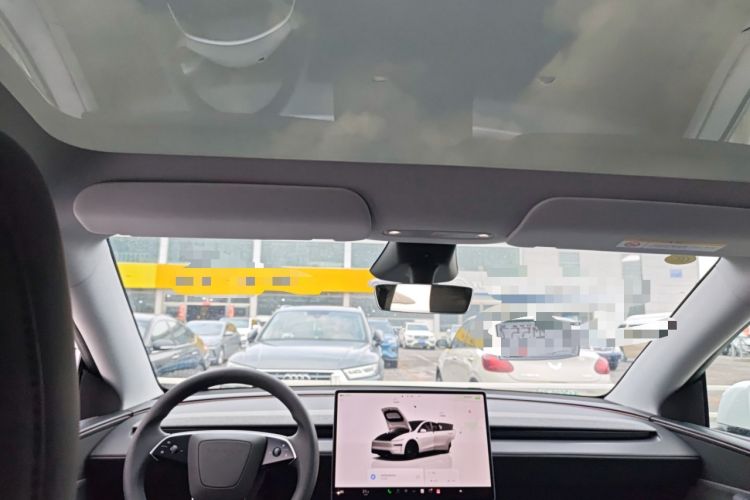 Used Tesla Model Y 2025 Rear-Wheel-Drive Version