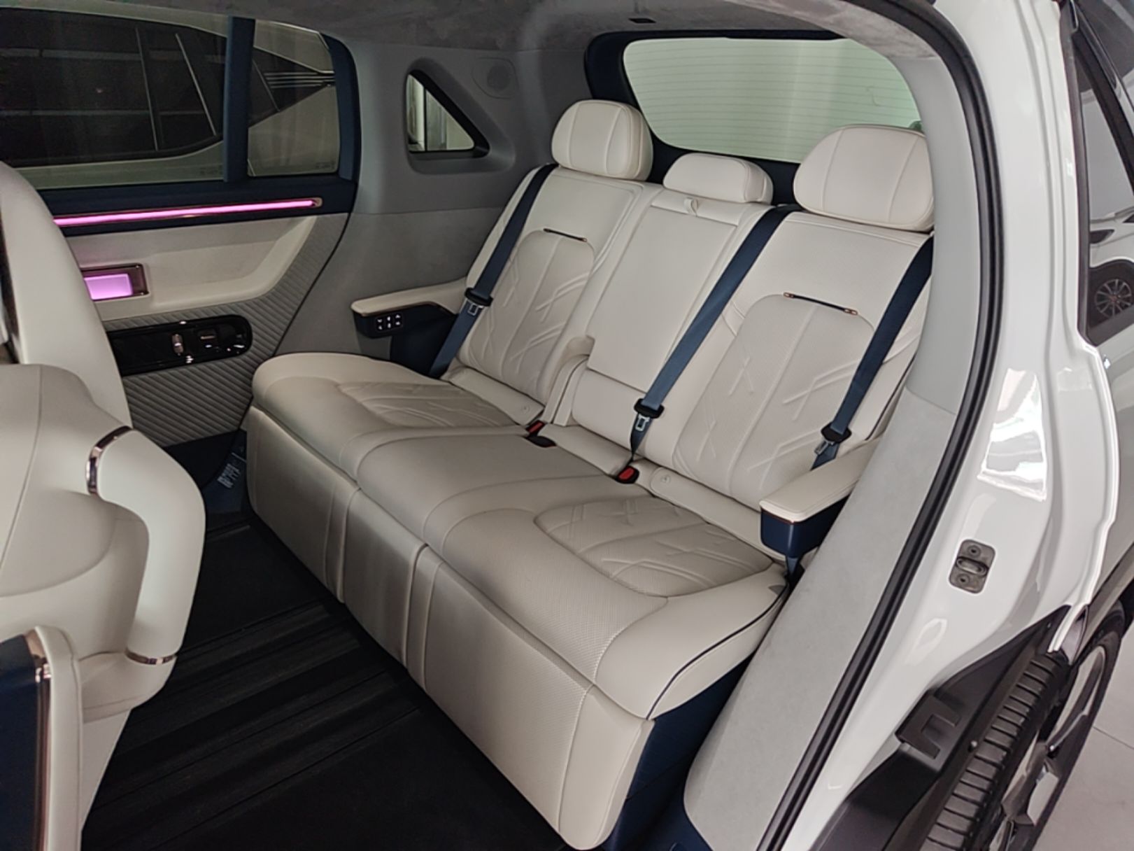 Zeekr MIX 2025 Long-Range Intelligent Driving Edition — снимка 20