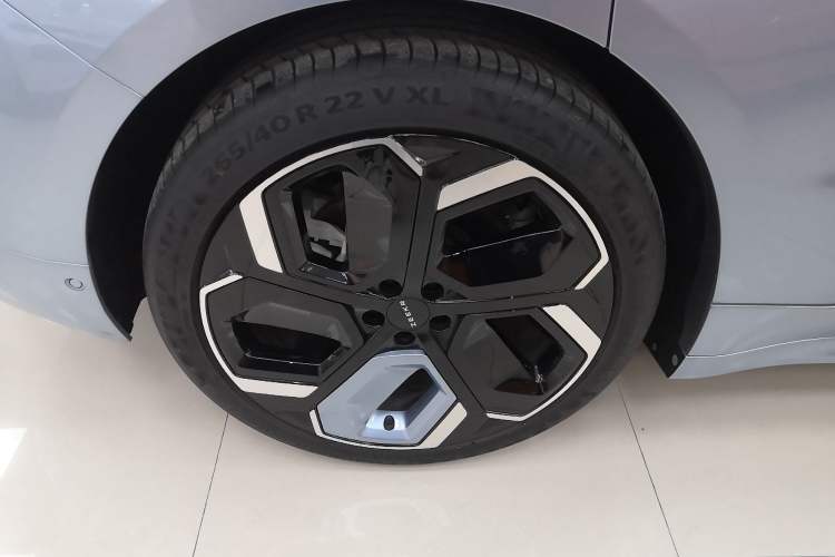 Used Zeekr 001 2021 Ultra-Long Range Dual-Motor YOU Version
