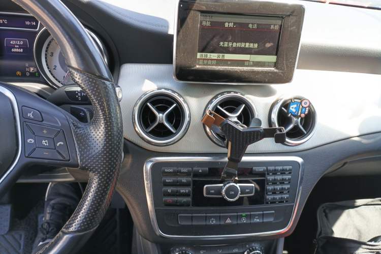 Used Mercedes-Benz GLA 2015 GLA 200 Fashion Model
