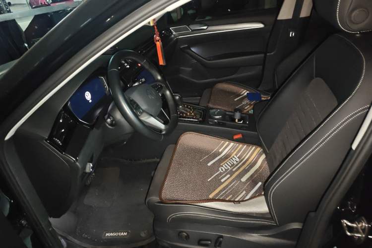 Used Volkswagen Magotan 2020 380TSI DSG Luxury Version Left Front Seat