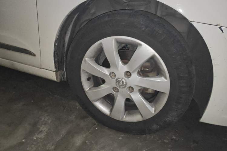 Used Dongfeng Aeolus A60 2014 1.6L Automatic Prestige Model