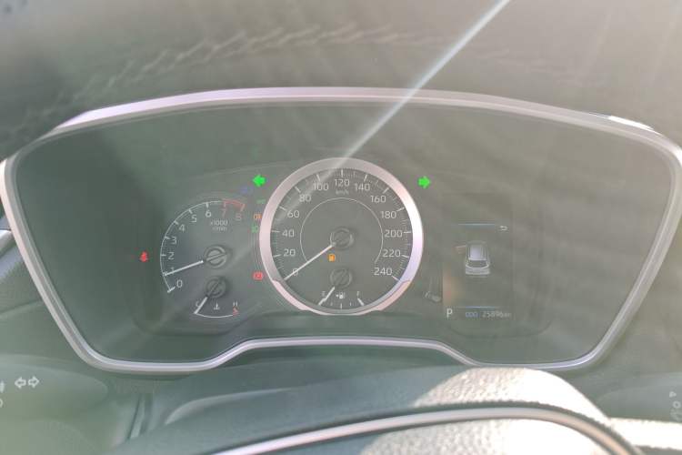 Used Toyota FRONTLANDER 2022 2.0L CVT Luxury PLUS Edition
