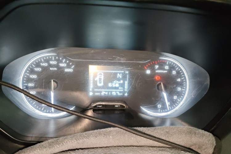 Used Wuling Alvez 2022 1.5L Manual Free-Style Model