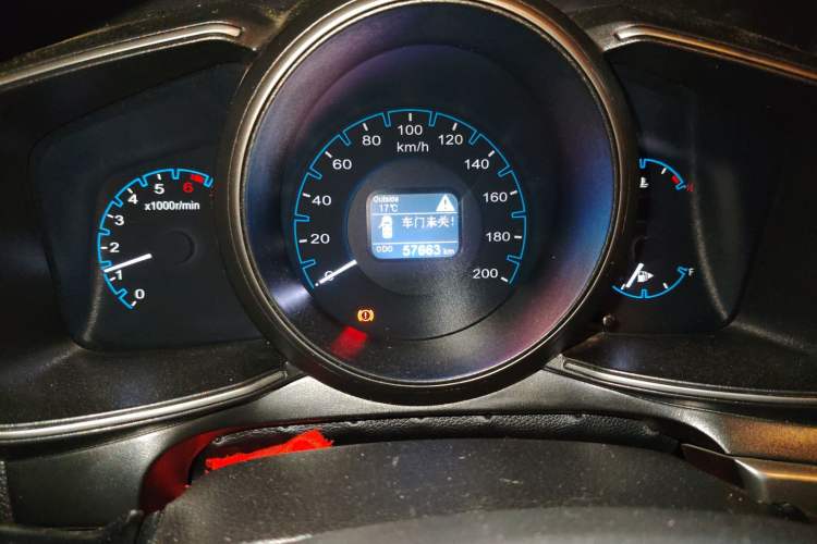 Used CHANGAN OSHAN CX70 2017 CX70T 1.5T Manual Zunqing Edition