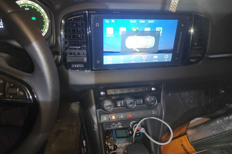 Used Skoda Karoq 2018 TSI280 Luxury Edition China V Standard Audio And AC Panel