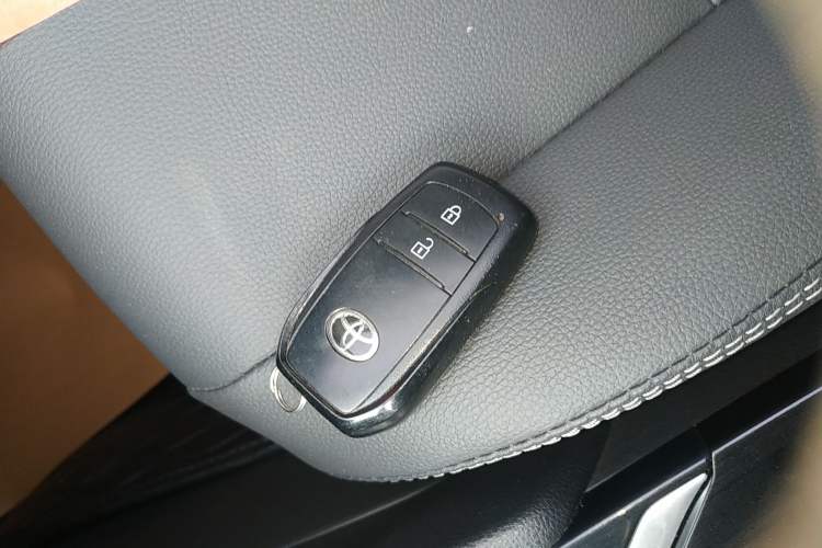 Used Toyota Corolla Cross 2022 2.0L Deluxe Edition
