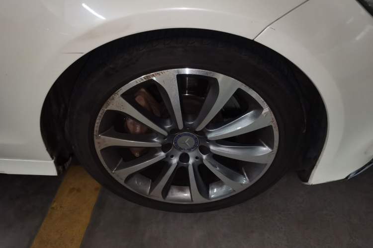 Used Mercedes-Benz CLS 2015 CLS 320 Right Front Wheel Hub