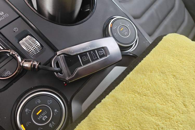 Used Volkswagen Touareg 2022 3.0 TSI Prestige Edition Classic Sport Package Vehicle Key