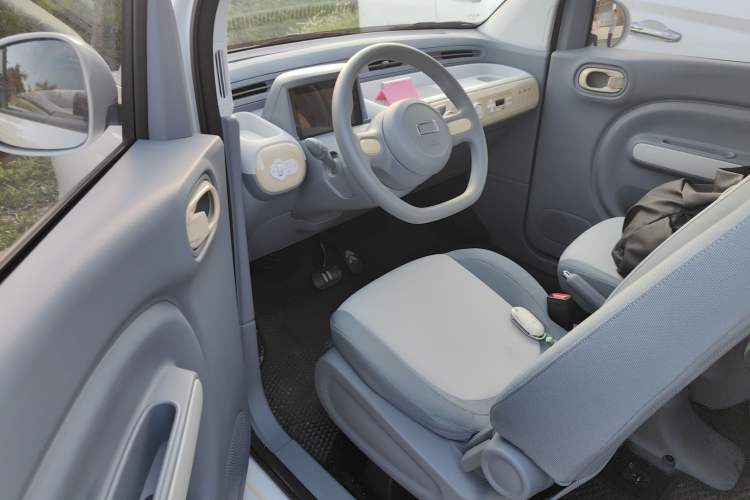 Used Bestune Pony 2025 222km Range Agile Horse
