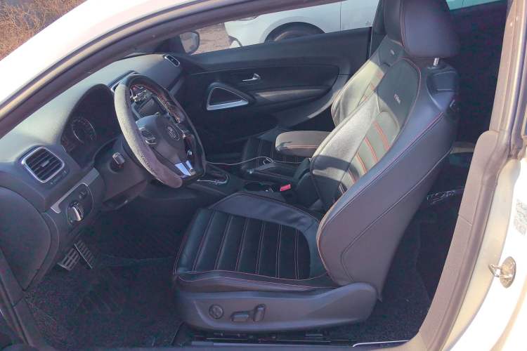 Used Volkswagen Scirocco 2013 2.0 TSI Million-Mile Edition Left Front Seat