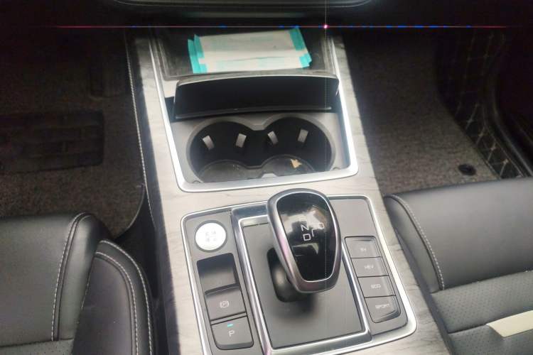 Used BYD Qin Pro New Energy 2018 DM 1.5TI Automatic Smart Connect Elite Model Gear Lever