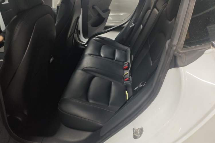 Used Tesla Model 3 2019 Long-Range All-Wheel-Drive Version