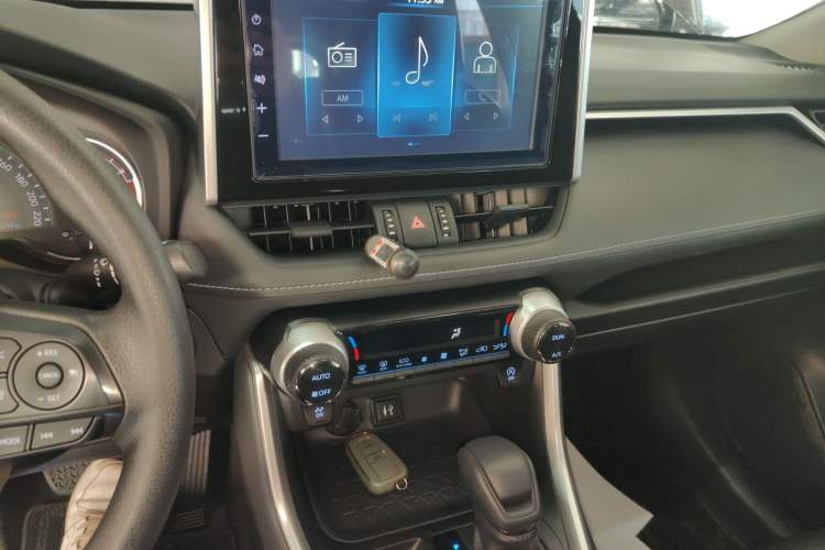 Used Toyota RAV4 2020 2.0L CVT Two-Wheel Drive Fashion Edition